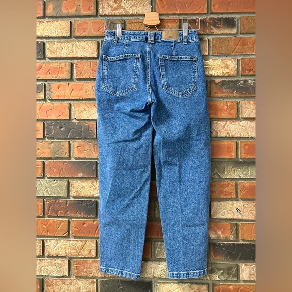 Zara Mid Rise Tapered Leg Jeans - Picture 5 of 6